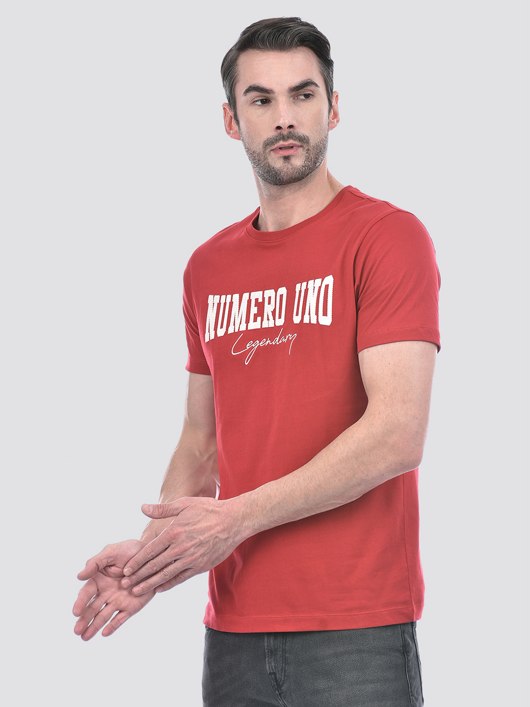 Numero Uno Men Red Graphic Print T-Shirt